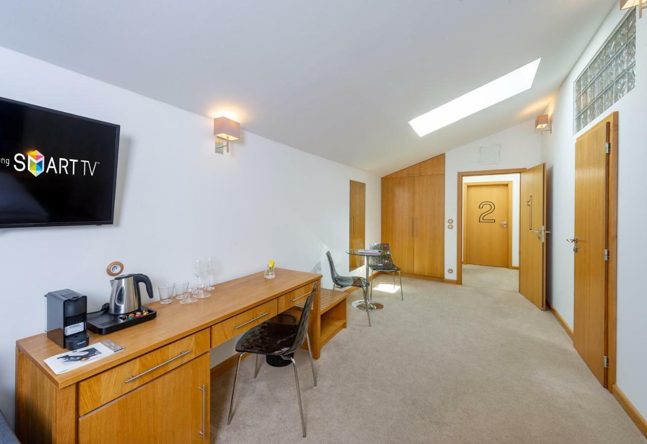 The Rooms Ceske Budejovice Exterior foto